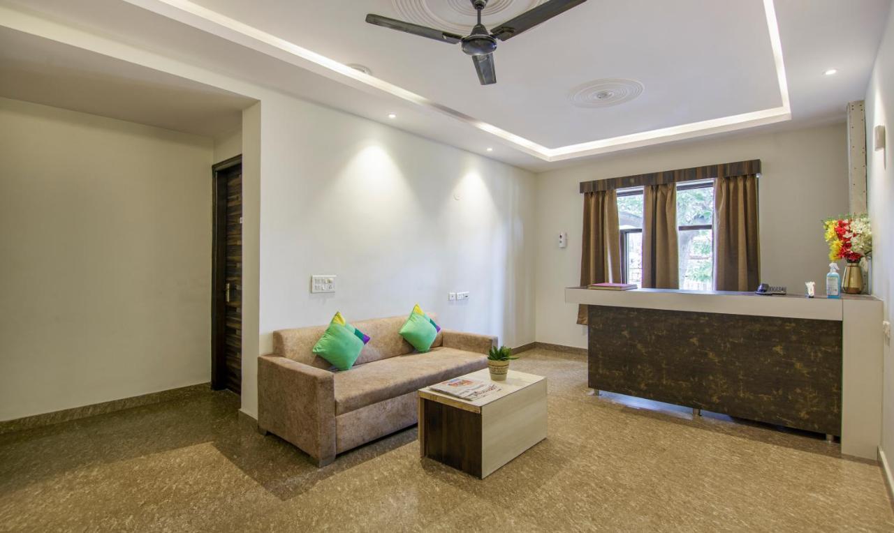 فندق Treebo Swastika Premium نويدا المظهر الخارجي الصورة